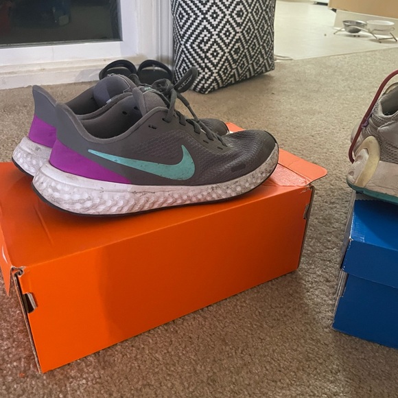 Shoes bundle - Picture 8 of 8